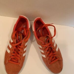 Rare Color Adidas Campus men’s 9.5 women’s 11